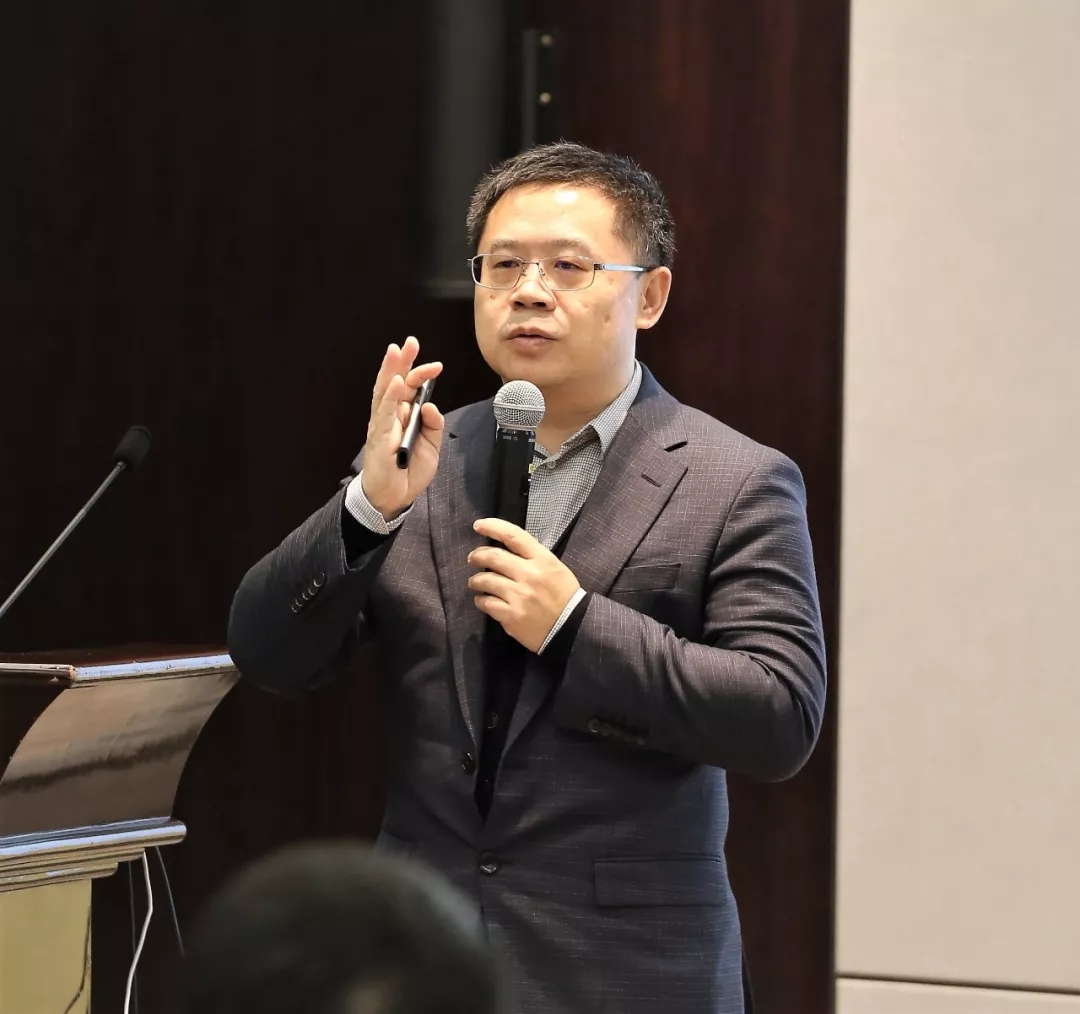 640.webp (8).jpg 640.webp (8).jpg