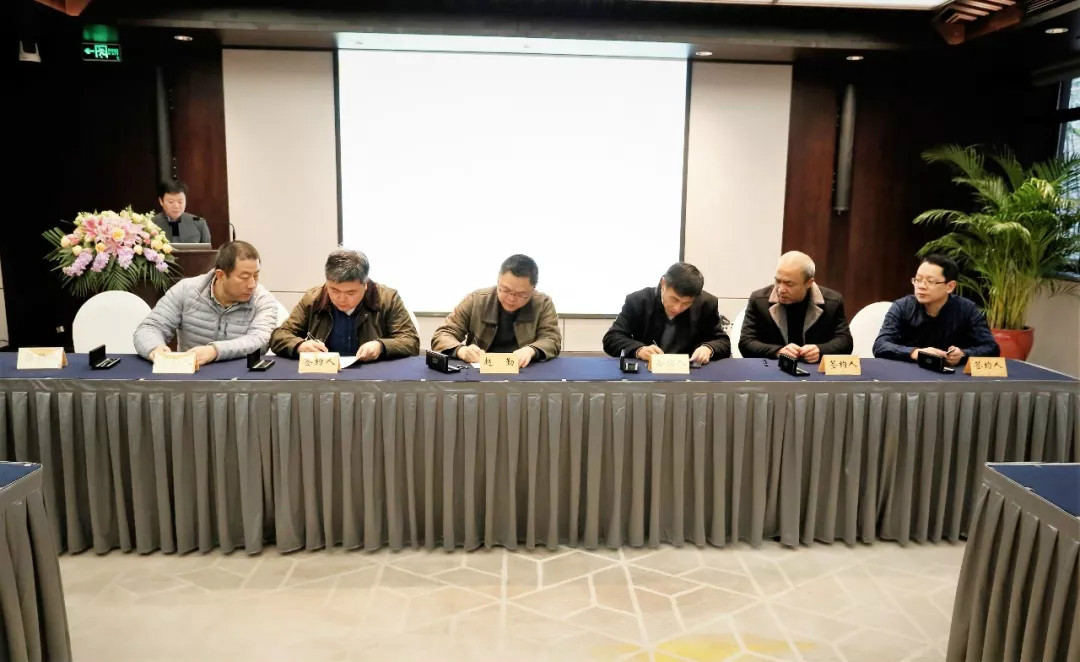 640.webp (17).jpg 640.webp (17).jpg